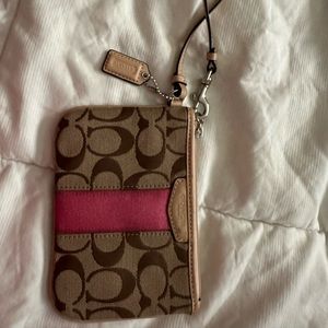 Wristlet